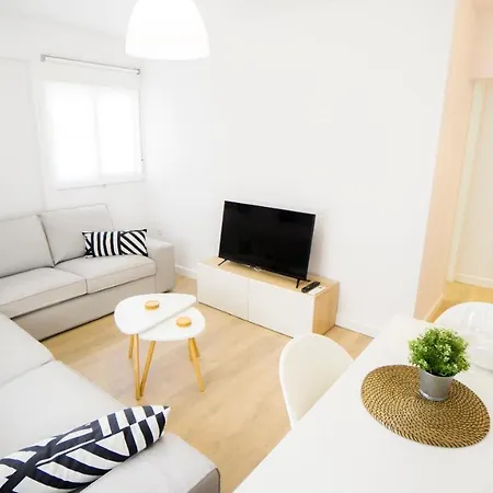 Rentalsevilla Tadeo Soler アパート
